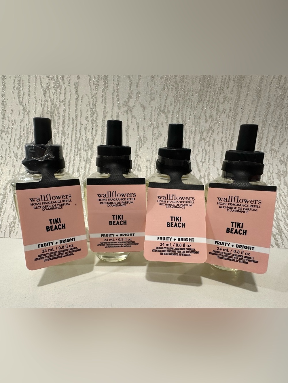 BNWT Bath & Body Works 🥥 Tiki Beach 🏝️ Wallflower Refill Plugs x4
